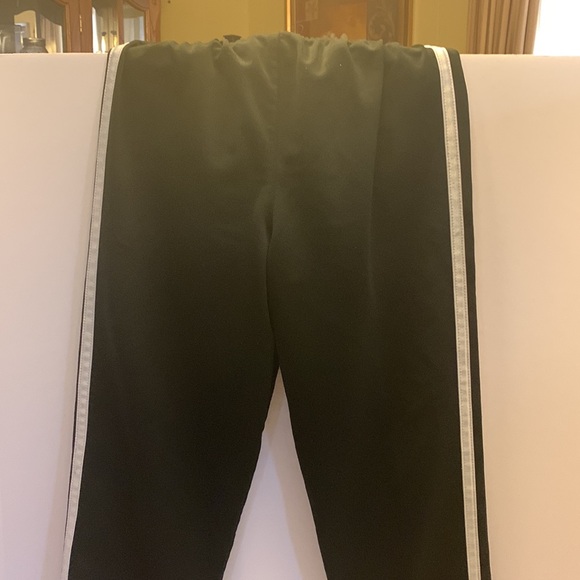 Adidas black tracksuit jacket jogger pant set size 5. In good condition. - Picture 8 of 13